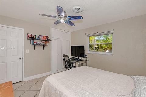 1017 E River Dr, Margate, FL 33063 photo 19