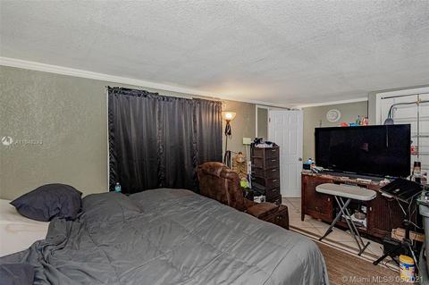 1017 E River Dr, Margate, FL 33063 photo 22