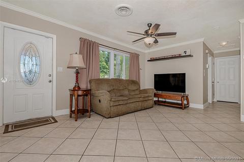 1017 E River Dr, Margate, FL 33063 photo 9