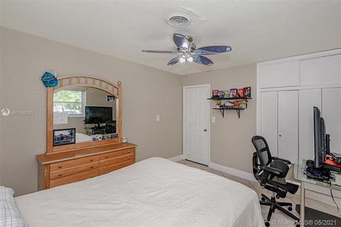 1017 E River Dr, Margate, FL 33063 photo 20