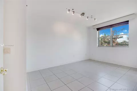 1824 Brickell Ave #2D, Miami, FL 33129 photo 6