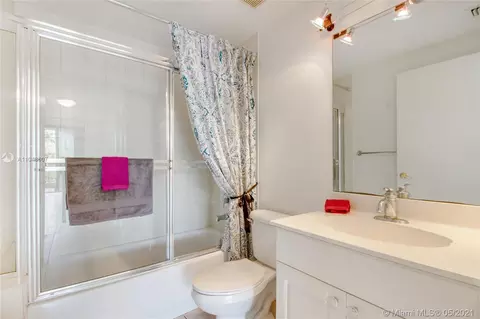 1824 Brickell Ave #2D, Miami, FL 33129 photo 9