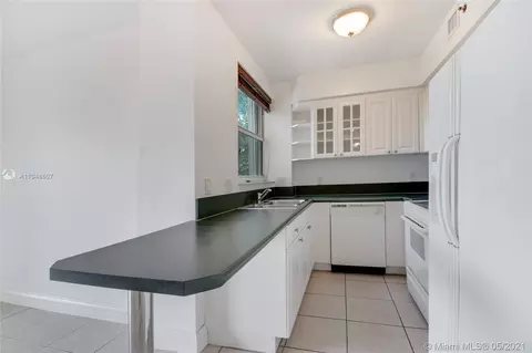 1824 Brickell Ave #2D, Miami, FL 33129 photo 4