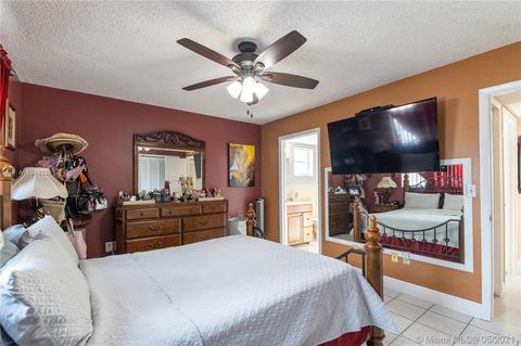 166 W 27th St, Hialeah, FL 33010 photo 8