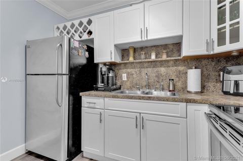 730 Superior St, Opa Locka, FL 33054 photo 7