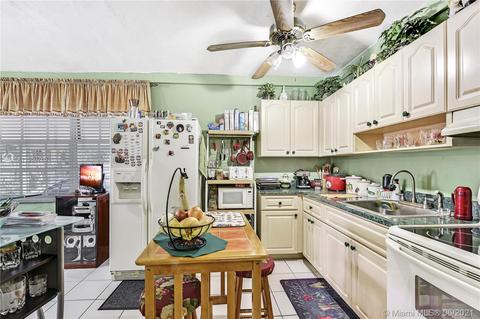 5673 E 4th Ave, Hialeah, FL 33013 photo 10