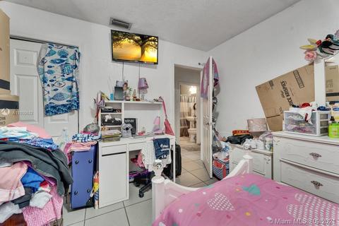 660 E 7th St, Hialeah, FL 33010 photo 13