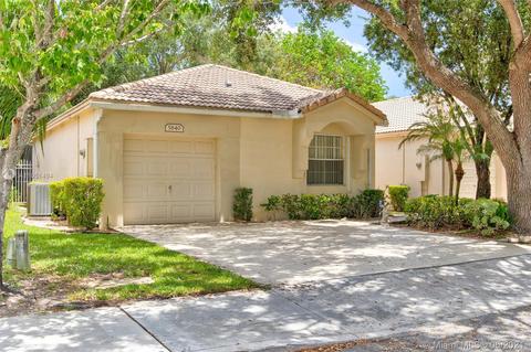 5840 Eagle Cay Ter, Coconut Creek, FL 33073 photo 4