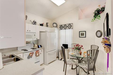 5840 Eagle Cay Ter, Coconut Creek, FL 33073 photo 12
