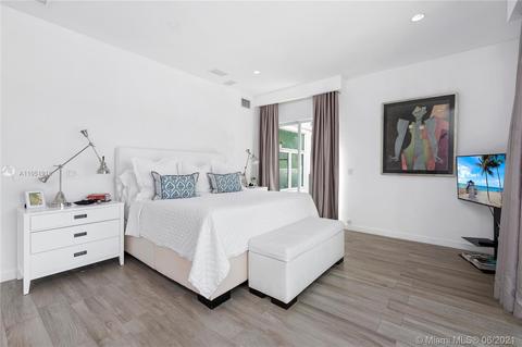 890 Harbor Dr, Key Biscayne, FL 33149 photo 17