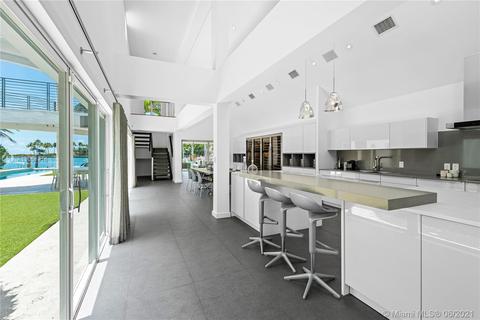 890 Harbor Dr, Key Biscayne, FL 33149 photo 12
