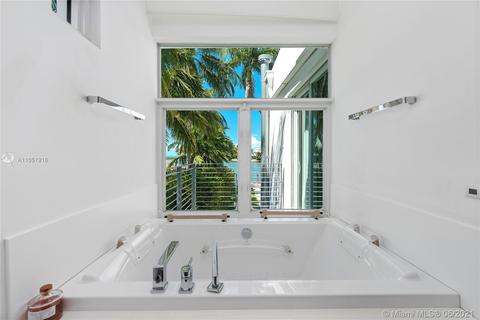 890 Harbor Dr, Key Biscayne, FL 33149 photo 22
