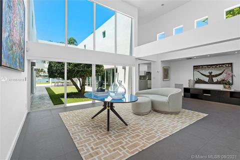 890 Harbor Dr, Key Biscayne, FL 33149 photo 4