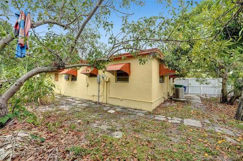 465 NE 157th Ter, Miami, FL 33162 photo 6