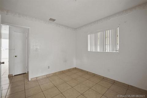 465 NE 157th Ter, Miami, FL 33162 photo 14