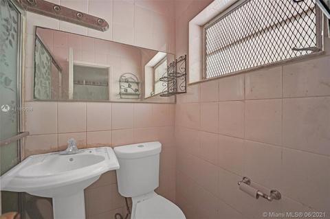 465 NE 157th Ter, Miami, FL 33162 photo 19