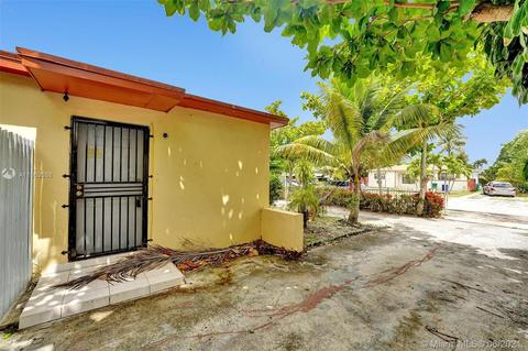 465 NE 157th Ter, Miami, FL 33162 photo 4