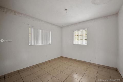 465 NE 157th Ter, Miami, FL 33162 photo 11