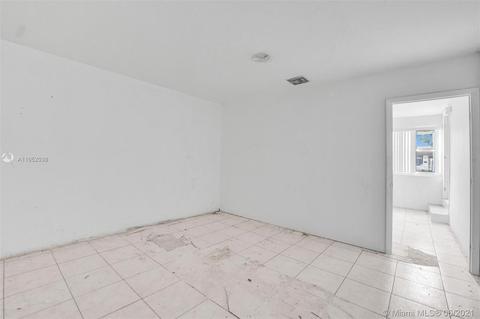 465 NE 157th Ter, Miami, FL 33162 photo 31