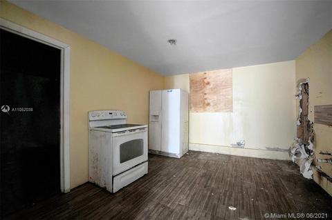 465 NE 157th Ter, Miami, FL 33162 photo 37