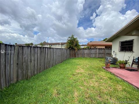 985 W 39th Pl, Hialeah, FL 33012 photo 28