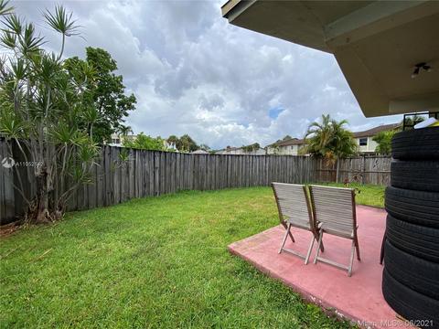 985 W 39th Pl, Hialeah, FL 33012 photo 29