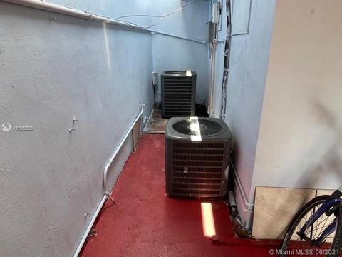 3240 E 8th Ave, Hialeah, FL 33013 photo 5