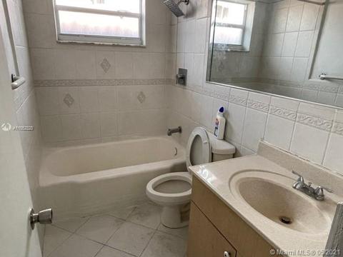 3240 E 8th Ave, Hialeah, FL 33013 photo 12