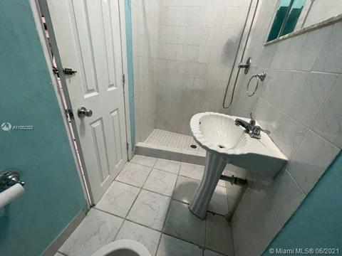 3240 E 8th Ave, Hialeah, FL 33013 photo 11