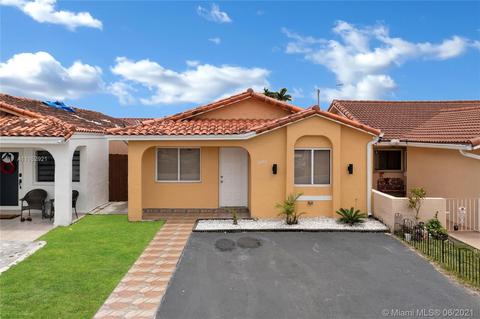 2492 W 65th St, Hialeah, FL 33016 photo 1
