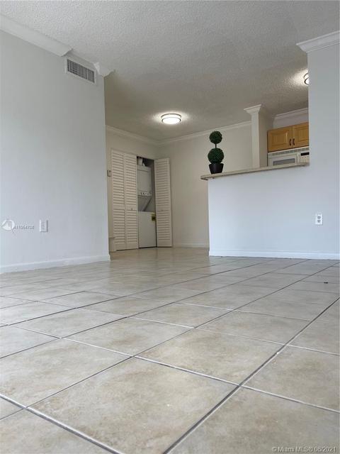 7230 NW 179th St #103, Hialeah, FL 33015 photo 11