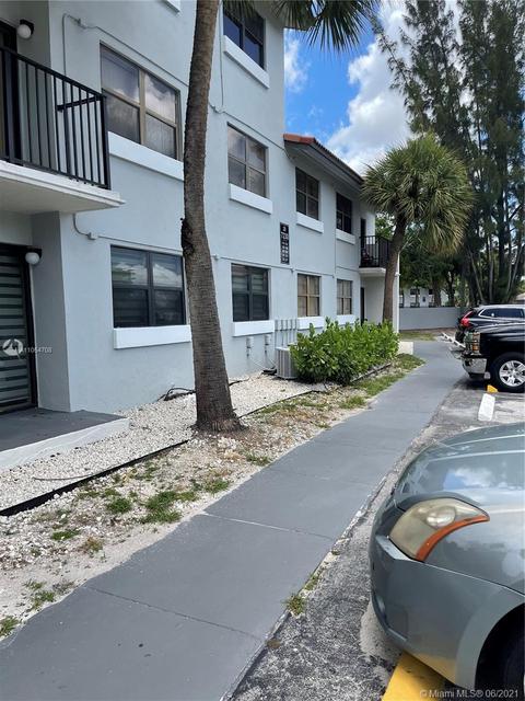 7230 NW 179th St #103, Hialeah, FL 33015 photo 4