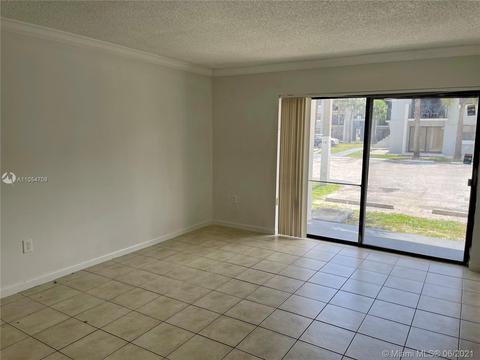 7230 NW 179th St #103, Hialeah, FL 33015 photo 9