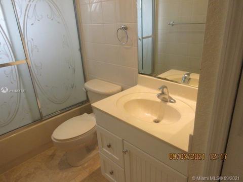 140 E 5 St #6, Hialeah, FL 33010 photo 15