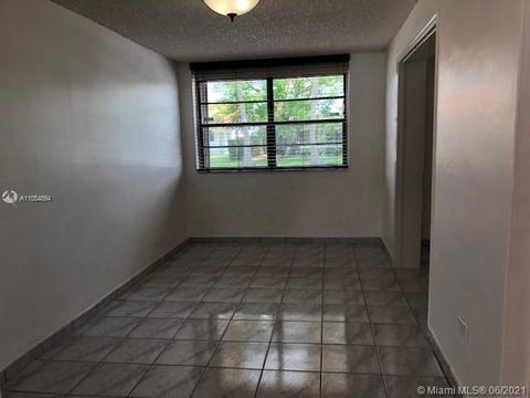 706 W 40th Pl, Hialeah, FL 33012 photo 6