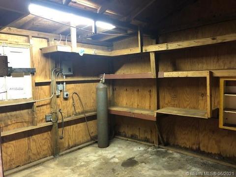 706 W 40th Pl, Hialeah, FL 33012 photo 24