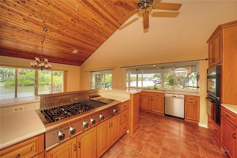 540 SW Salerno Rd, Stuart, FL 34997 photo 7