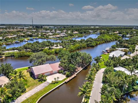 540 SW Salerno Rd, Stuart, FL 34997 photo 2