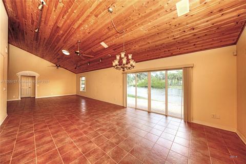 540 SW Salerno Rd, Stuart, FL 34997 photo 8