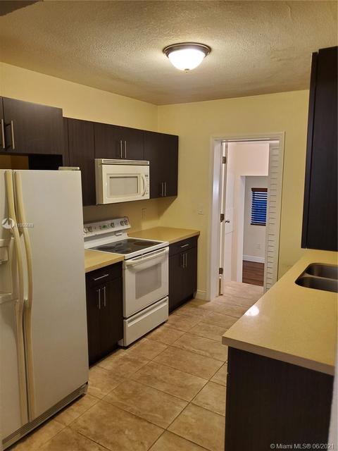 109 E 41st St, Hialeah, FL 33013 photo 1