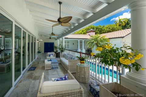 320 Pacific Rd, Key Biscayne, FL 33149 photo 3