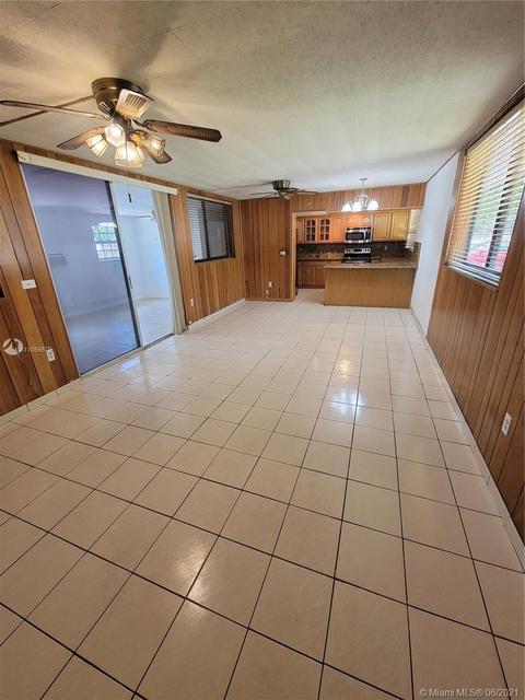200 N Esplanade Dr, Miami Springs, FL 33166 photo 4