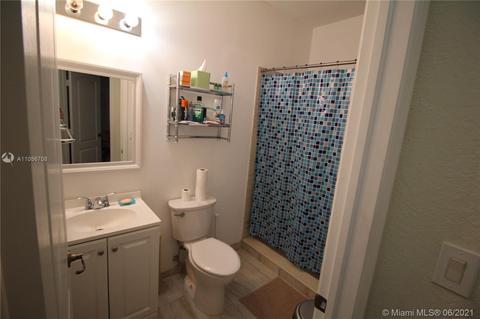 8064 NW 111th Ct, Doral, FL 33178 photo 13