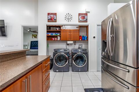 7234 W 30th Ave, Hialeah, FL 33018 photo 8