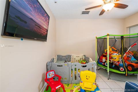 7234 W 30th Ave, Hialeah, FL 33018 photo 23
