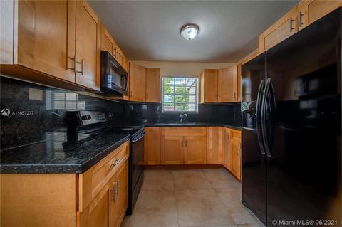 506 E 10th St, Hialeah, FL 33010 photo 8