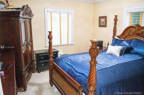 665 E 9th Ln, Hialeah, FL 33010 photo 32