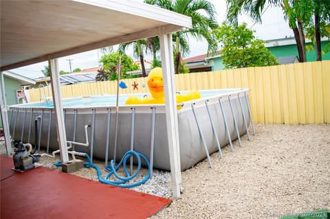 665 E 9th Ln, Hialeah, FL 33010 photo 43