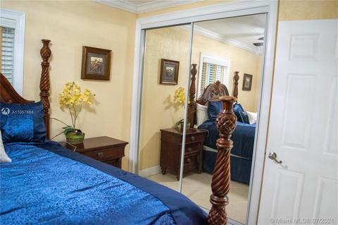 665 E 9th Ln, Hialeah, FL 33010 photo 33