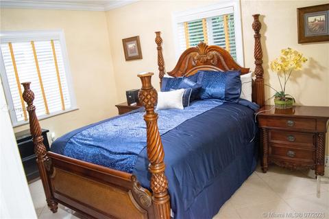 665 E 9th Ln, Hialeah, FL 33010 photo 31